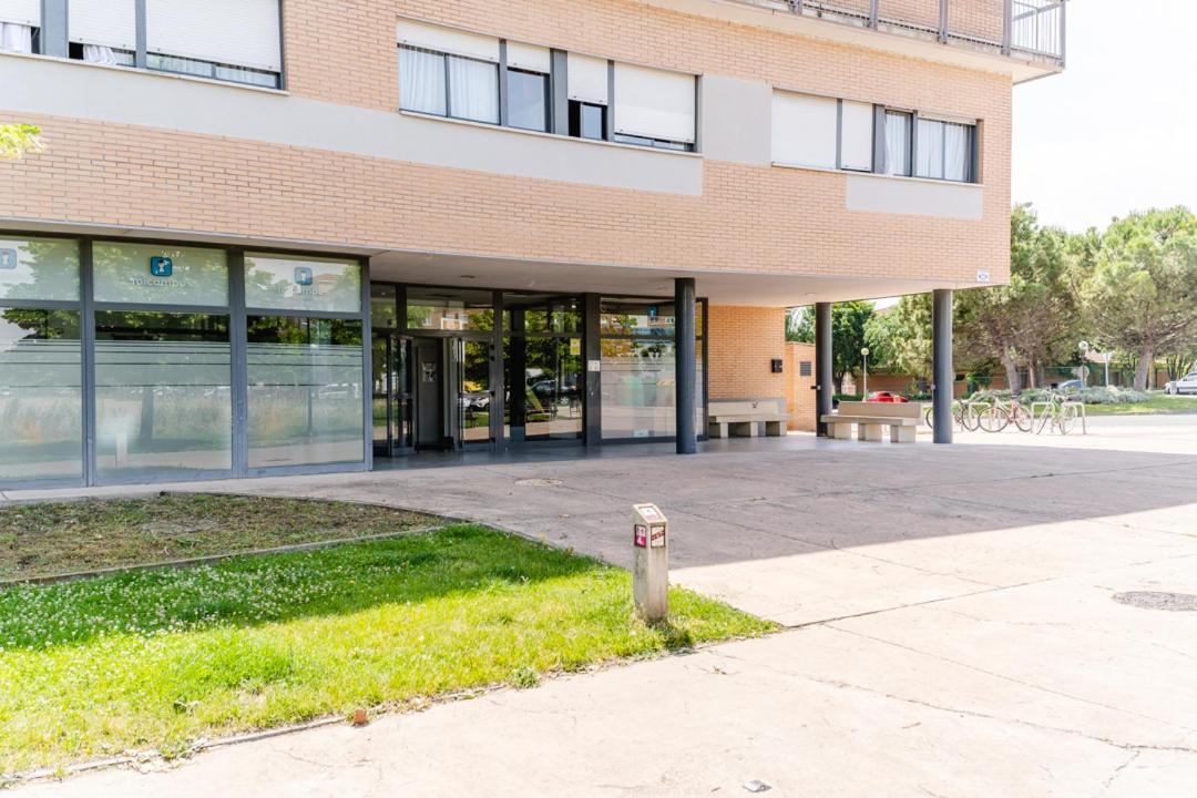 Micampus Logrono Student Residence Εξωτερικό φωτογραφία