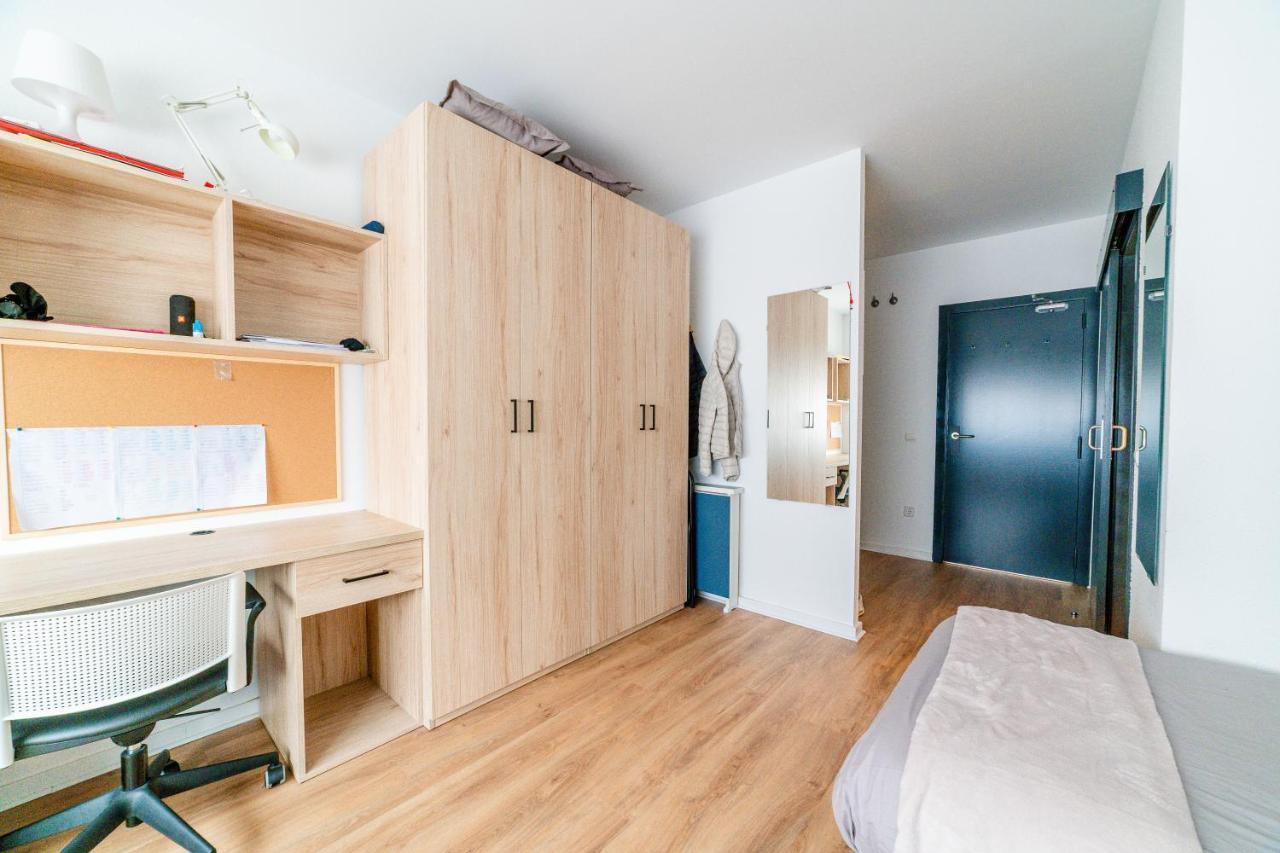 Micampus Logrono Student Residence Εξωτερικό φωτογραφία